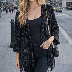 🖤 Disney Rose Print Fringe Kimono Jacket – Size M 🖤